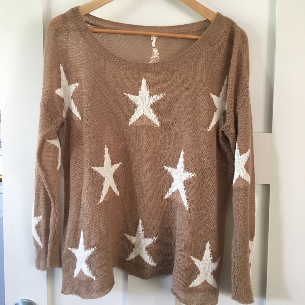 Light weight sweater